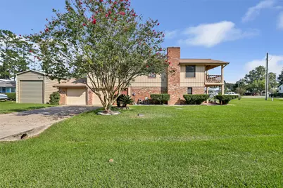 600 Sam Houston Loop, Point Blank, TX 77364 - Photo 3