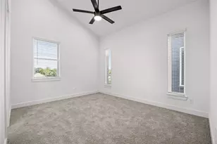 14109 Faith Frst Dr, Houston, TX 77047 - Photo 11