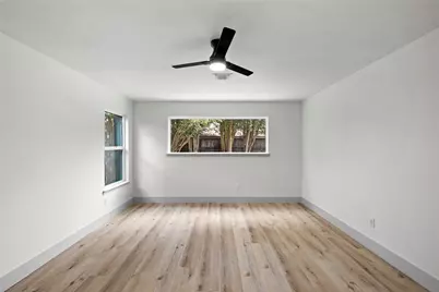 10907 Braes Forest Drive, Houston, TX 77071 - Photo 19