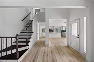 10907 Braes Forest Dr, Houston, TX 77071 - Photo 9