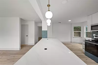 10907 Braes Forest Drive, Houston, TX 77071 - Photo 13