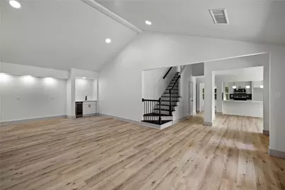 10907 Braes Forest Drive, Houston, TX 77071 - Photo 5