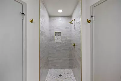 10907 Braes Forest Drive, Houston, TX 77071 - Photo 23
