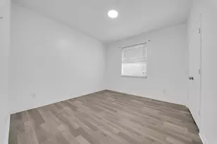 1009 Bay Area Blvd, League City, TX 77573 - Photo 15