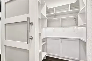 10707 High Red Mesa, Missouri City, TX 77459 - Photo 11