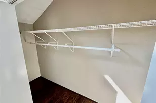 10811 Richmond Ave, Houston, TX 77042 - Photo 11