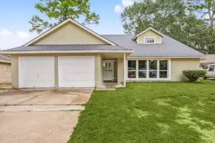 5914 Lawn Ln, Houston, TX 77088 - Photo 3