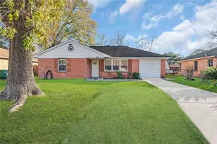 6014 Belarbor St, Houston, TX 77033 - Photo 1