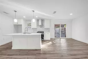 6014 Belarbor St, Houston, TX 77033 - Photo 7