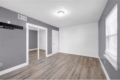 6014 Belarbor Street, Houston, TX 77033 - Photo 17