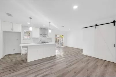 6014 Belarbor Street, Houston, TX 77033 - Photo 3
