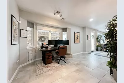 15735 Fleetwood Oaks Drive, Houston, TX 77079 - Photo 11