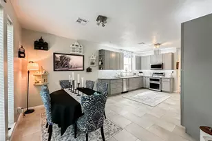 15735 Fleetwood Oaks Dr, Houston, TX 77079 - Photo 5