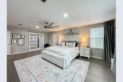 15735 Fleetwood Oaks Drive, Houston, TX 77079 - Photo 31