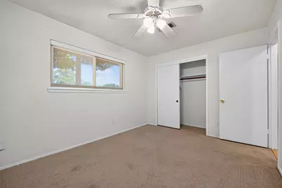 17104 Blackhawk Boulevard, Friendswood, TX 77546 - Photo 29