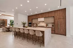 827 Bunker Hill Rd, Houston, TX 77024 - Photo 7