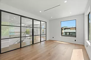 827 Bunker Hill Rd, Houston, TX 77024 - Photo 27