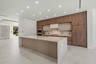 827 Bunker Hill Rd, Houston, TX 77024 - Photo 9