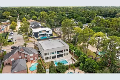 827 Bunker Hill Road, Houston, TX 77024 - Photo 47