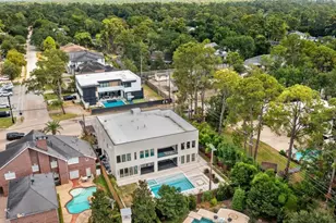 827 Bunker Hill Rd, Houston, TX 77024 - Photo 47