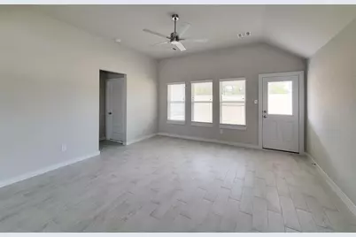 902 Cold Snow Drive, Houston, TX 77090 - Photo 25