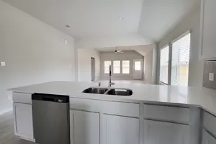 902 Cold Snow Dr, Houston, TX 77090 - Photo 13