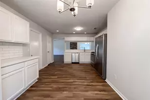 10422 Elk Point Ln, Houston, TX 77064 - Photo 9