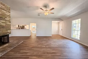 10422 Elk Point Ln, Houston, TX 77064 - Photo 7