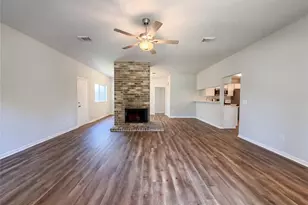10422 Elk Point Ln, Houston, TX 77064 - Photo 3