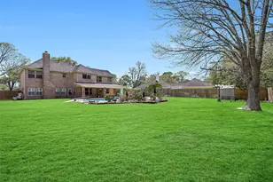 306 Melodywood Dr, Friendswood, TX 77546 - Photo 33