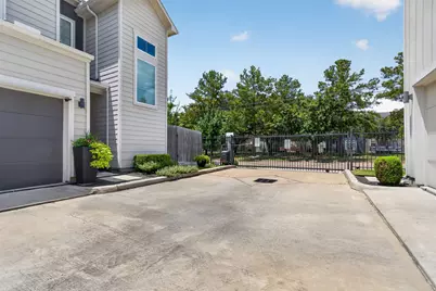1205 W Tidwell Road, Houston, TX 77091 - Photo 35