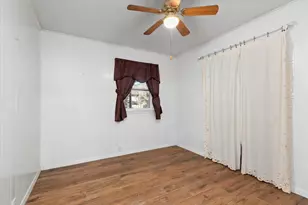 61 Carolina Way, Huntsville, TX 77320 - Photo 25