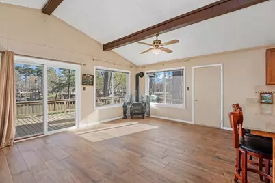 61 Carolina Way, Huntsville, TX 77320 - Photo 17