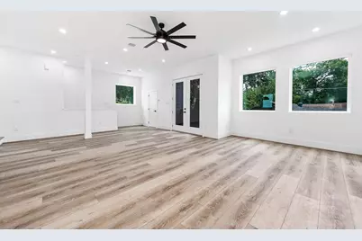 313 N Nagle Street, Houston, TX 77003 - Photo 11