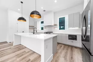 313 N Nagle St, Houston, TX 77003 - Photo 17