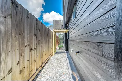 313 N Nagle Street, Houston, TX 77003 - Photo 33
