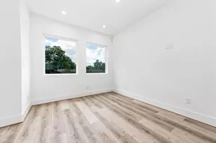 313 N Nagle St, Houston, TX 77003 - Photo 15