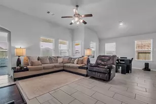 15322 Laceleaf Trl, Houston, TX 77044 - Photo 11