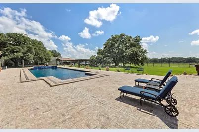 1226 County Road 45, Angleton, TX 77515 - Photo 9