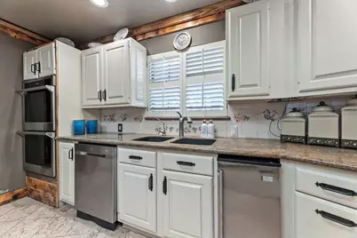 1226 County Road 45, Angleton, TX 77515 - Photo 27