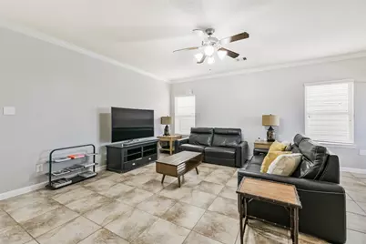 1822 Don Alejandro, Houston, TX 77091 - Photo 7
