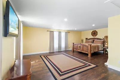 9203 Avenue G, Liverpool, TX 77577 - Photo 21