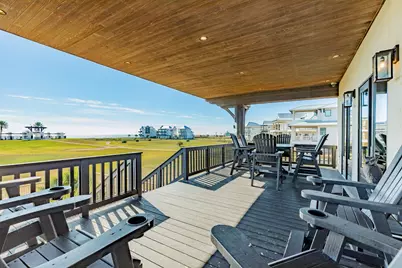 408 Seagrass, Gilchrist, TX 77617 - Photo 11