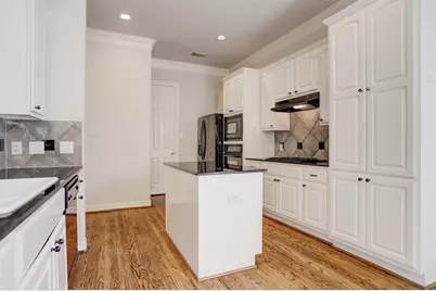 2822 Briarhurst Park, Houston, TX 77057 - Photo 11