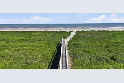 1830 Seaside Drive, Galveston, TX 77550 - Photo 41