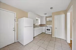8348 Baker Dr, Houston, TX 77017 - Photo 5