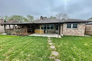 710 Voyager Dr, Houston, TX 77062 - Photo 31