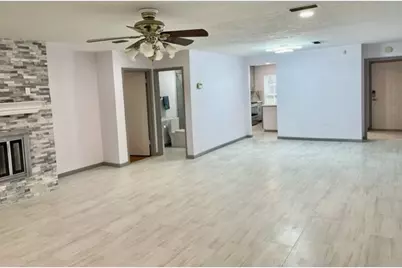710 Voyager Drive, Houston, TX 77062 - Photo 9