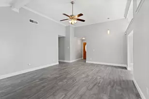 11710 Seawood Dr, Houston, TX 77089 - Photo 5