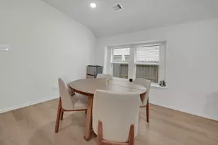 11914 Fletching Stone Ln, Houston, TX 77044 - Photo 7